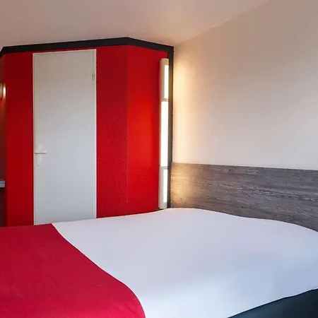 Premiere Classe Rouen Sud Oissel 酒店 *