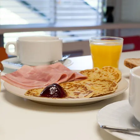 酒店 Premiere Classe Rouen Sud Oissel 圣艾蒂安-迪鲁夫赖