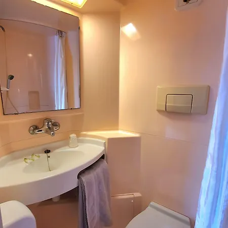 Premiere Classe Rouen Sud Oissel * 圣艾蒂安-迪鲁夫赖